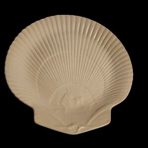 4 Wedgewood Moonstone Sea Shell Barbara Walters Collection Vtg Luncheon Plates.